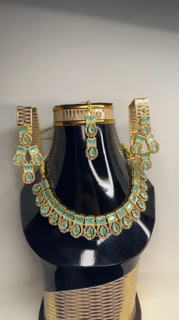 Zircon gold necklace - Image 2
